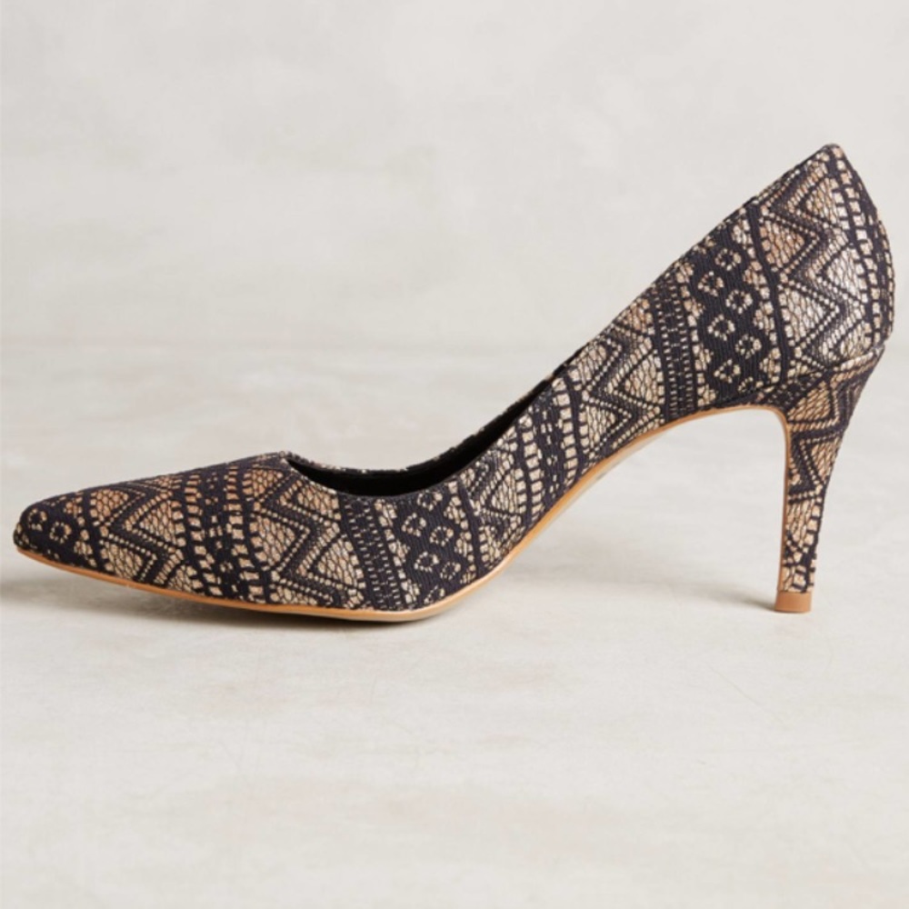 {Photos added!} Raphaella Booz Heels in gold/navy